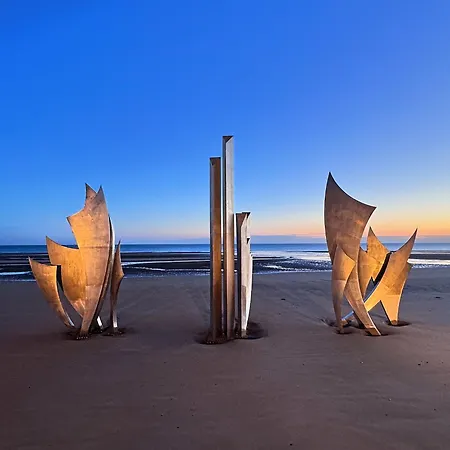 Oda ve Kahvaltı Manoir Du Quesnay 4*