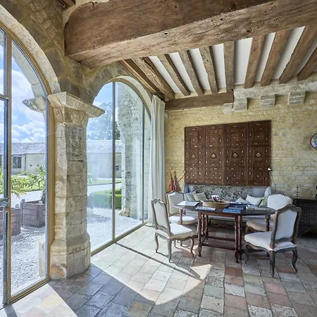 Manoir Du Quesnay ベッド・アンド・ブレックファスト 4*